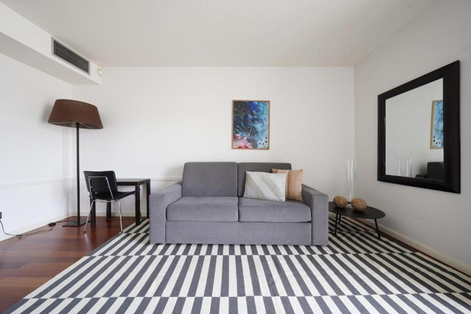Апартаменты Ola Living Plaza Catalunya Барселона Экстерьер фото